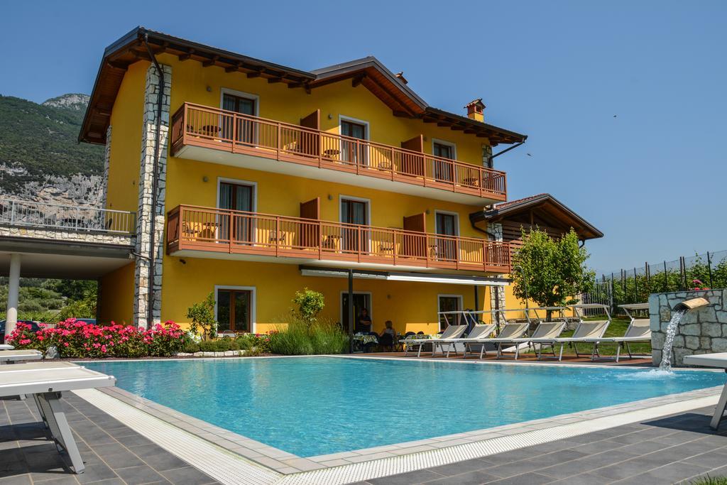 לינה וארוחת בוקר דרו Maso Agritur Santa Lucia מראה חיצוני תמונה